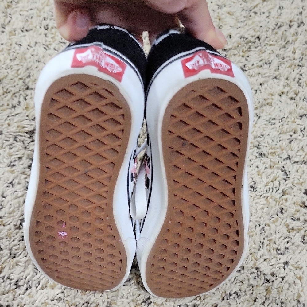 Vans Kids Black Floral Sneakers - Picture 7 of 11